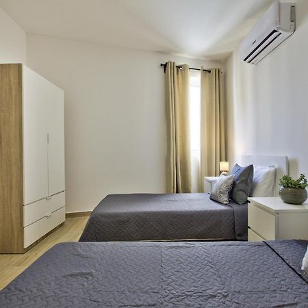 Bastions Seaview Apartments And Duplex Penthouse In Sliema By Shortletsmalta Exterior foto