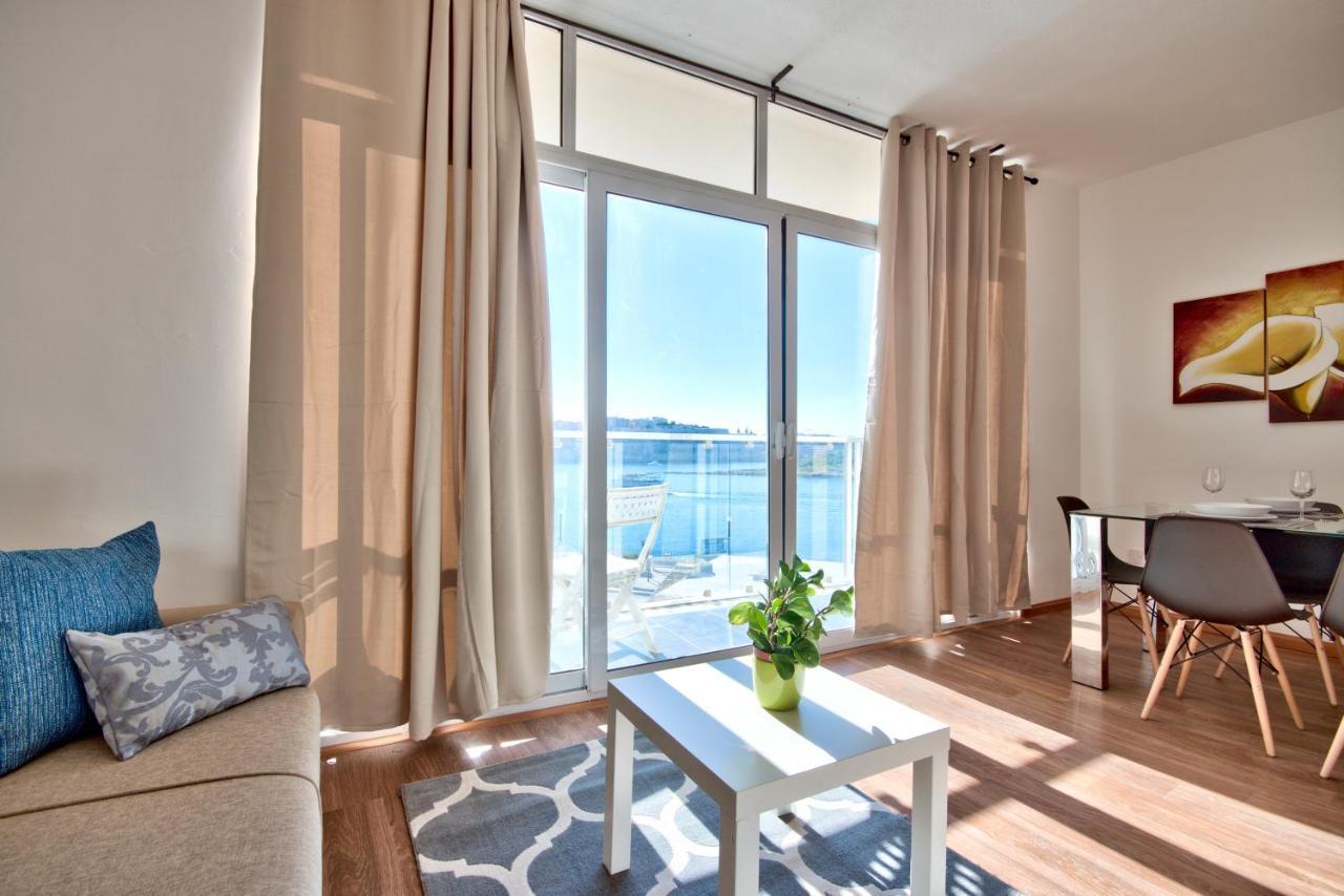 Bastions Seaview Apartments And Duplex Penthouse In Sliema By Shortletsmalta Exterior foto