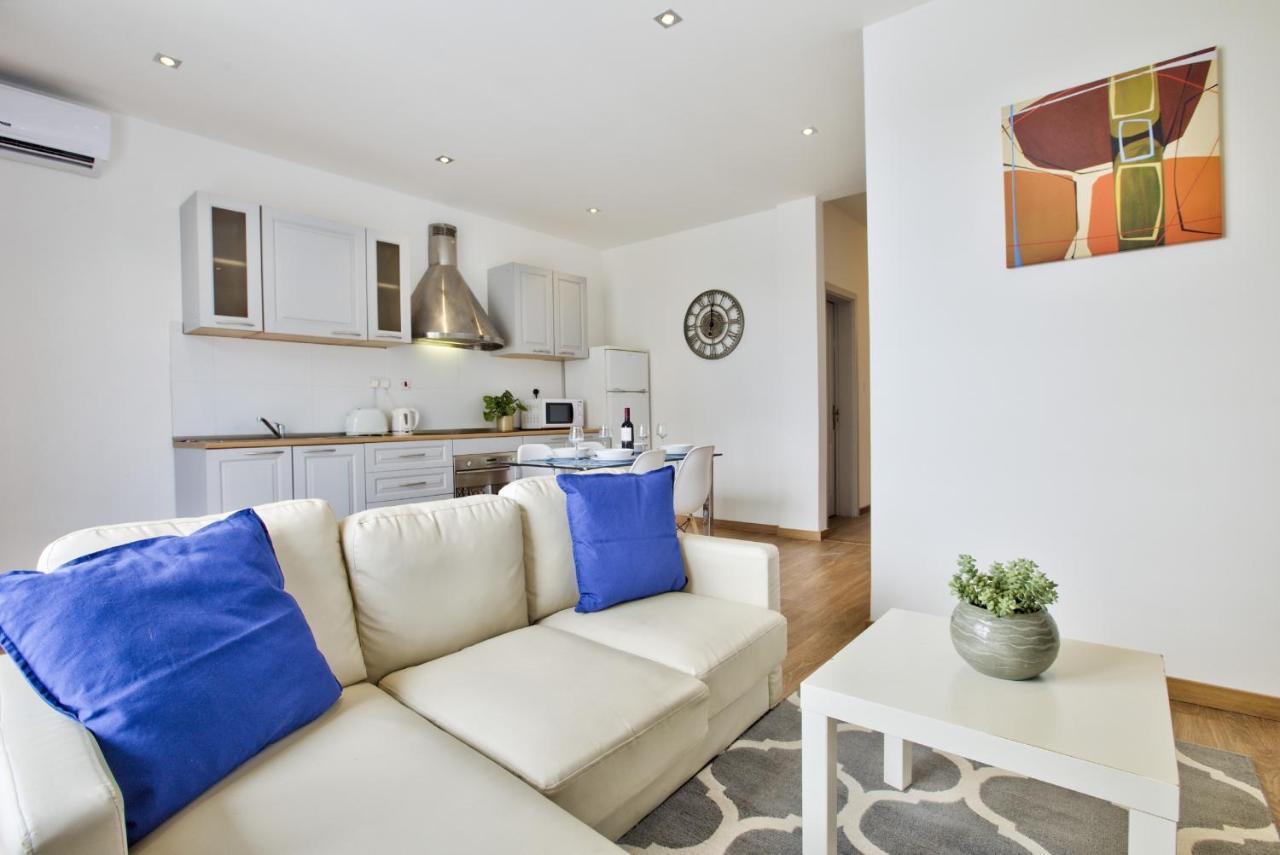 Bastions Seaview Apartments And Duplex Penthouse In Sliema By Shortletsmalta Exterior foto