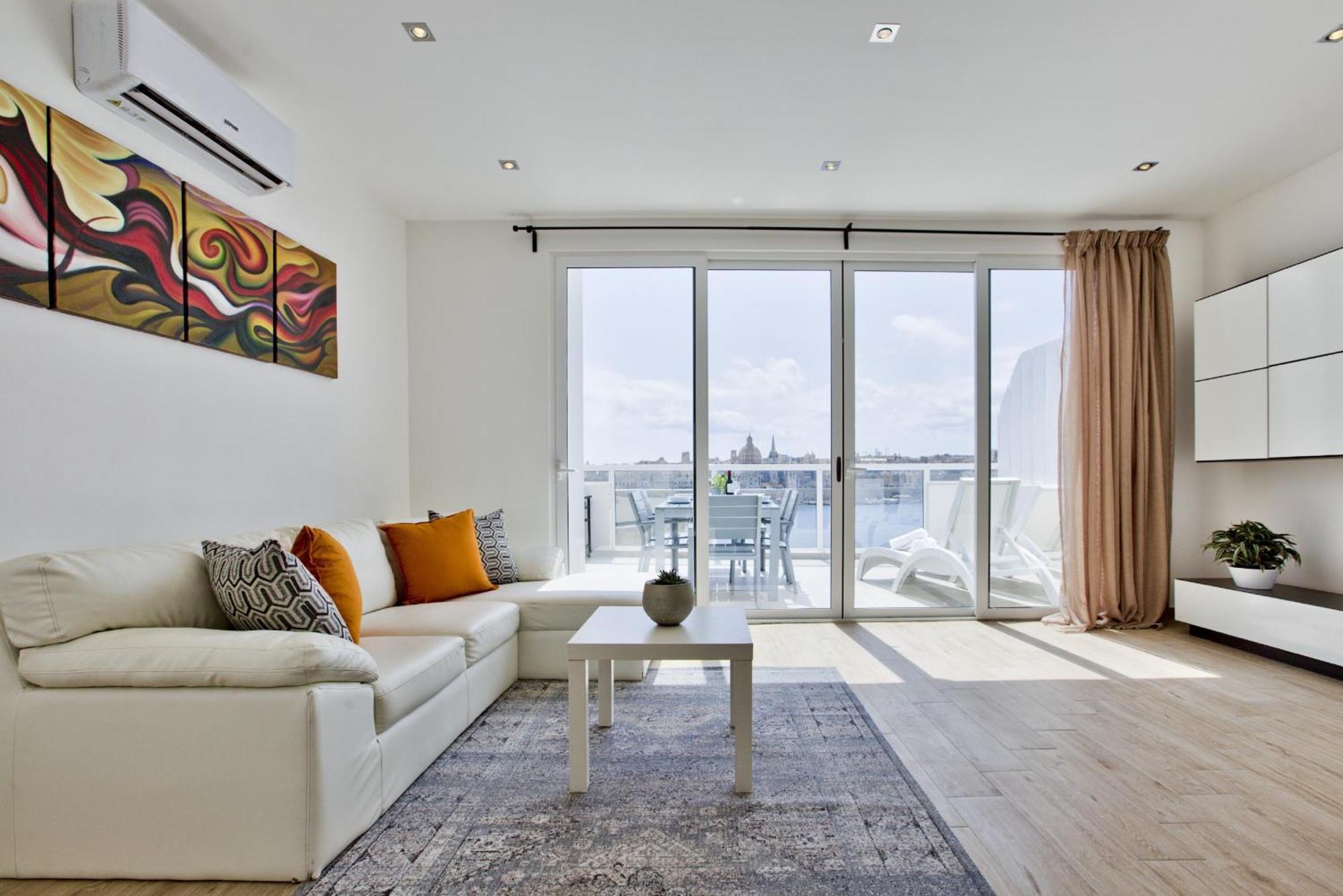 Bastions Seaview Apartments And Duplex Penthouse In Sliema By Shortletsmalta Exterior foto