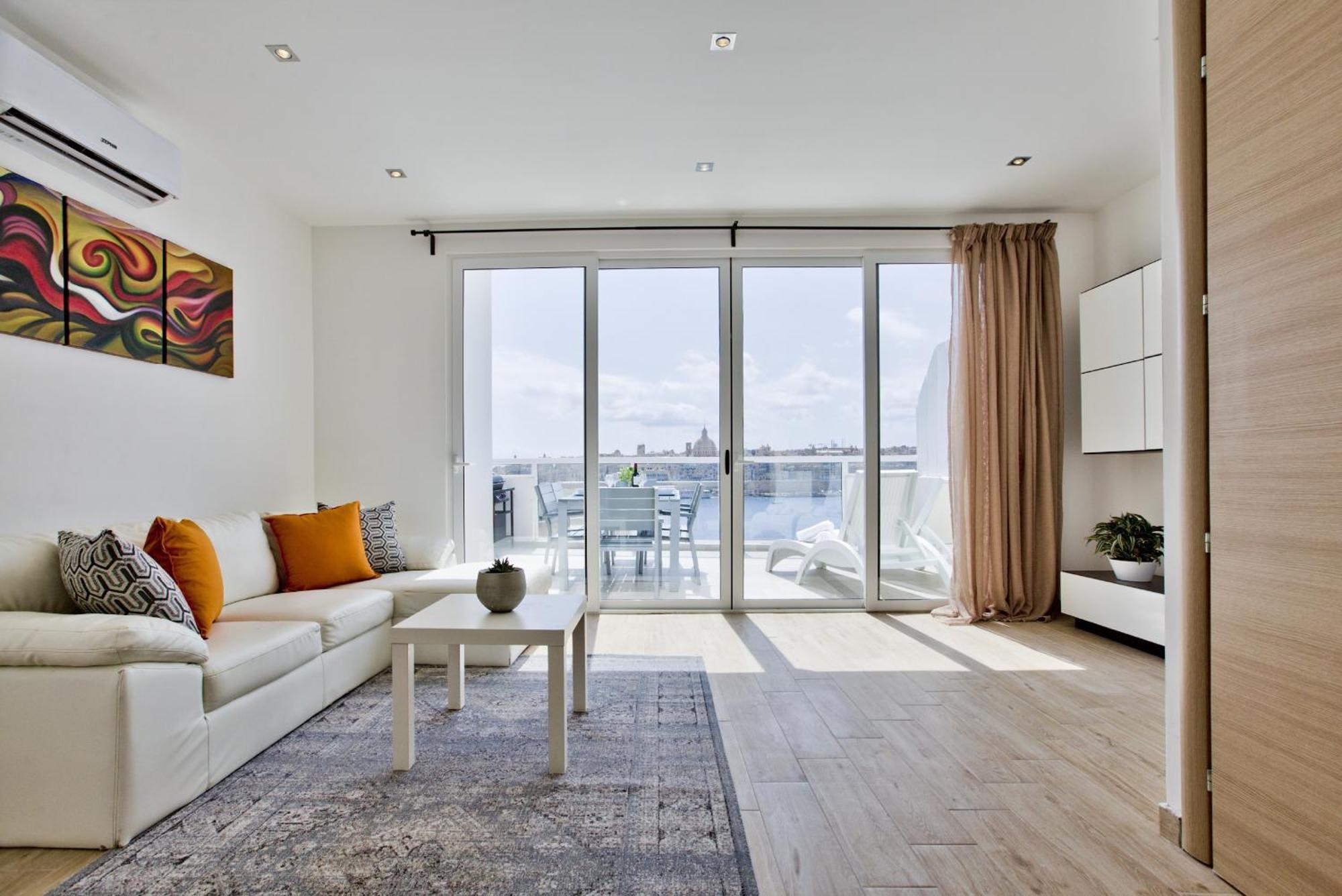 Bastions Seaview Apartments And Duplex Penthouse In Sliema By Shortletsmalta Exterior foto
